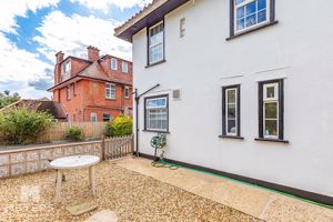 Photo 6- click for photo gallery